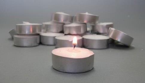 VELAS ESPECIALES | LUMINAS CALIENTAPLATOS 5 HORAS (VELA DE T)