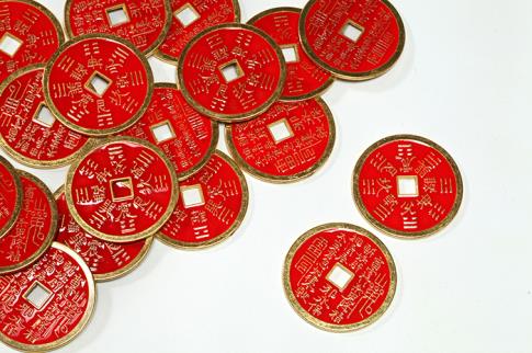 COMODIN | MONEDA FENG SHUI COLOR ROJO 2,8CM