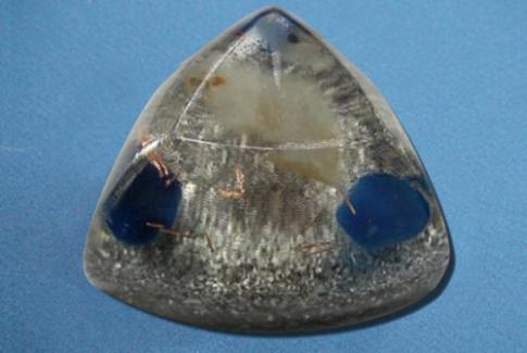 COMODIN | ORGONITA TRIANGULO 69x39x34 mm AGATA AZUL