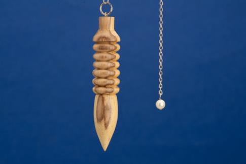 COMODIN | PENDULO DE MADERA DE BALSA 8,5 X 1,6 CMS , 13 GRAMOS