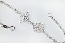 PULSERA  PLATA DOBLE PROTECCION CON CIERRE (Nudo de Brujas y Tetragramaton 1,5 cm.)