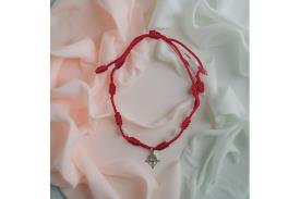 PULSERAS | PULSERA 7 NUDOS ROJA CON DIJE NUDO DE BRUJAS PLATA