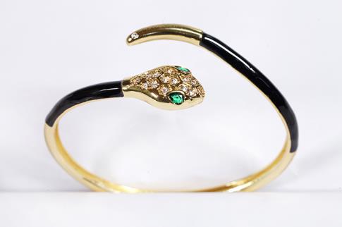 COMODIN | PULSERA ACERO DORADO ADAPTABLE SERPIENTE NEGRA CON OJOS VERDES Y BRILLANTES