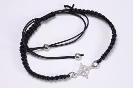 PULSERAS | PULSERA PLATA NUDO DE BRUJAS CON CORDON TRENZADO (NEGRO O ROJO)