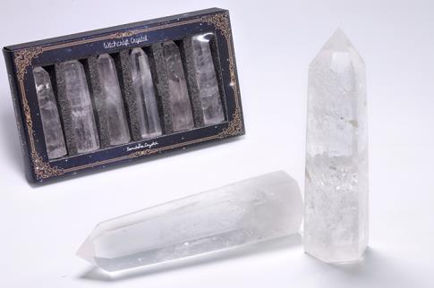 DRUSAS, BONSAIS Y COMPLEMENTOS | PUNTA CUARZO TRANSPARENTE 7-8CM (50-70GR)