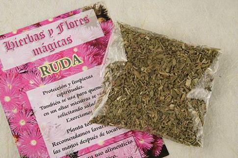HIERBAS Y ATADITOS | RUDA CORTADA: PARA LIMPIEZAS MUY LIMPIAS (25GR. APROX.)