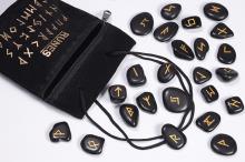 RUNAS OBSIDIANA (25 PIEZAS 2CM APROX.)