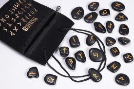 RUNAS | RUNAS OBSIDIANA (25 PIEZAS 2CM APROX.)
