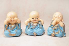 BUDAS Y GANESHAS | SET DE 3 FIGURAS RESINA BUDAS NO VEO, NO OIGO, NO HABLO. COLOR AZUL 6X7CM