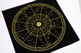 TAPETES | TAPETE ANTELINA RUEDA DEL HOROSCOPO COLOR NEGRO Y DORADO 49 X 49 CM.