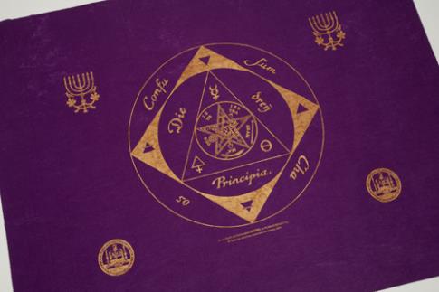 COMODIN | TAPETE RITUAL 150 X 120 CMS COLOR MORADO