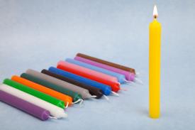 VELAS BASICAS | VELA AMARILLA 19x2 cm