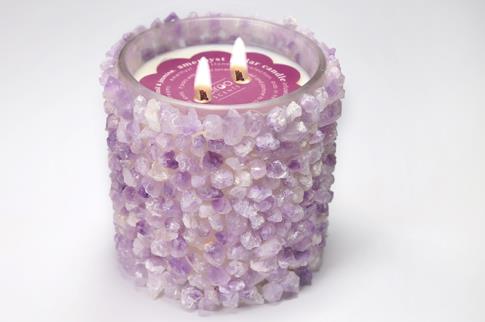 VELAS Y VELONES PERFUMADOS | VELA DE SOJA CON DOBLE MECHA EN TARRO DE CRISTAL CON INCRUSTACIONES DE AMATISTA (TRANSMUTACION) 10,8X10,5CM