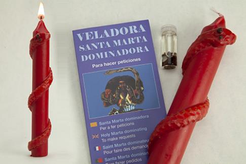COMODIN | VELADORA SANTA MARTA DOMINADORA (Para dominar a una persona o situacin)